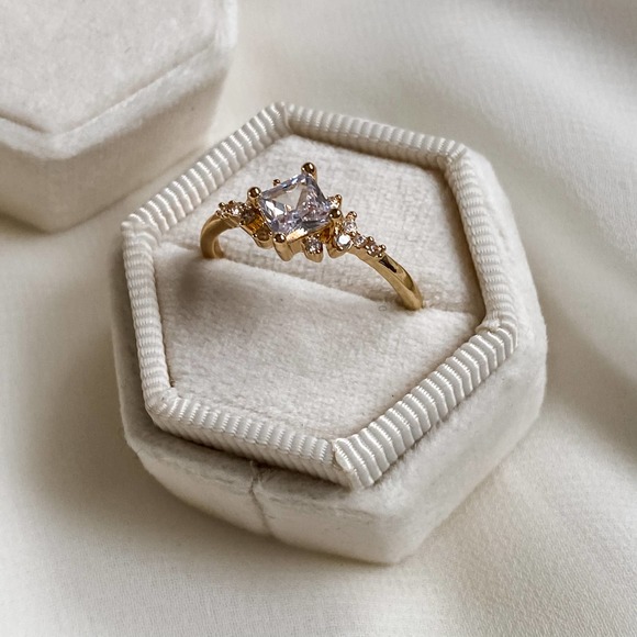 Gold 1 Carat Diamond Square Shape CZ Ring - Picture 4 of 12